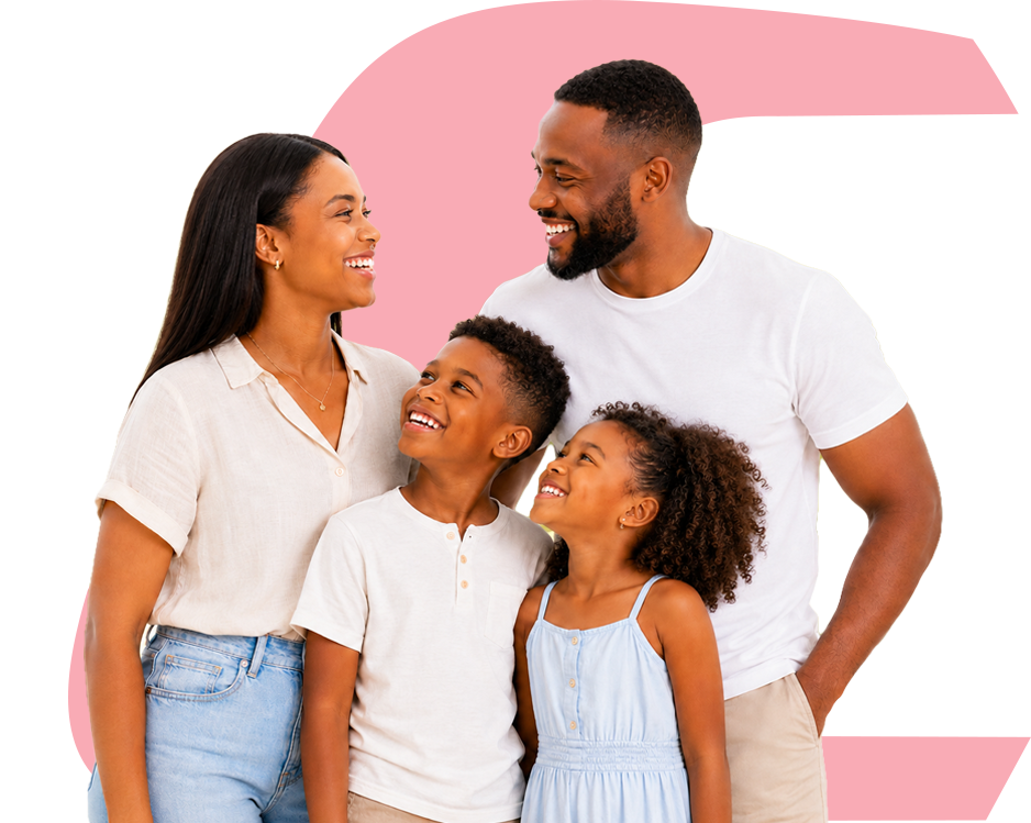 Famille de quatre, heureuse